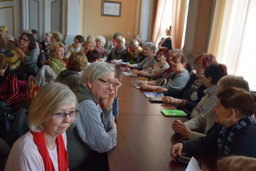 Człuchów. Spotkanie inauguracyjne Uniwersytetu III Wieku