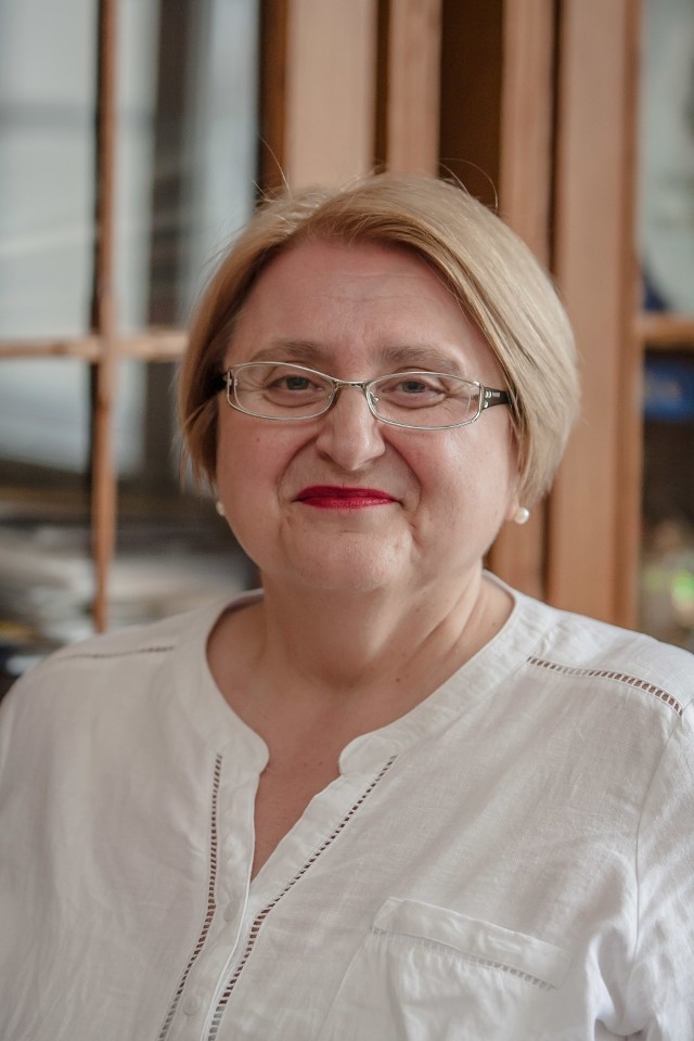 Oksana Citak
Dyrektorka I LO w Wałbrzychu

Aby zagłosować,
wyślij SMS o treści:
KWF.4 na numer
72355 (koszt 2,46 zł z VAT)