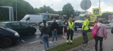 Zderzenie trzech samochodów na Podzamczu w Wałbrzychu. Uwaga, utrudnienia w ruchu ZDJĘCIA