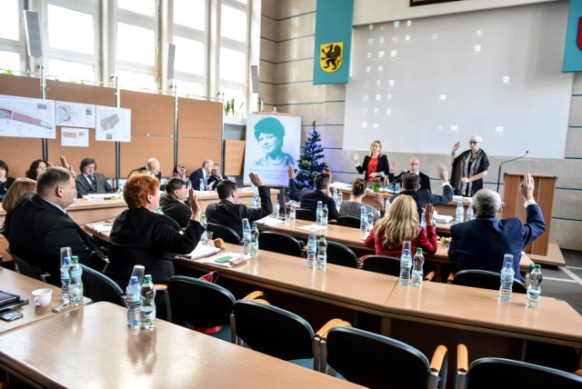 Samorządowcy z Gdyni  głosować mają nad ostatecznym kształtem nowej sieci edukacyjnej.