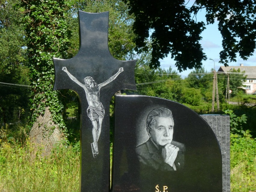 Andrzej Lepper - zmarł 5 sierpnia 2011 roku w Warszawie. To...