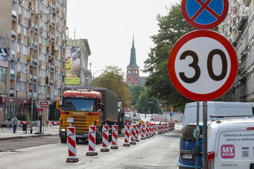 Przebudowa śródmiejskiego odcinka al. Wojska Polskiego w...