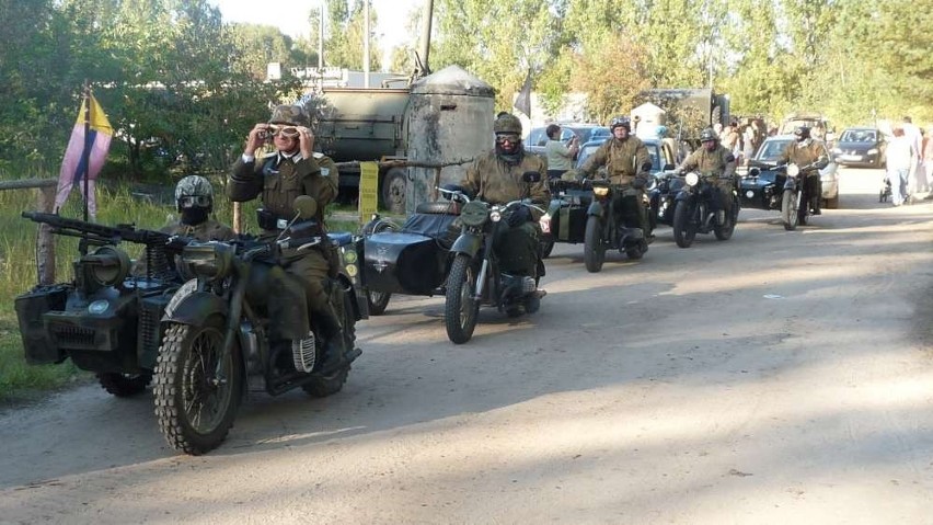 Budzyński Szwadron Pojazdów Militarnych i Zabytkowych na zwiadzie [ZDJĘCIA]