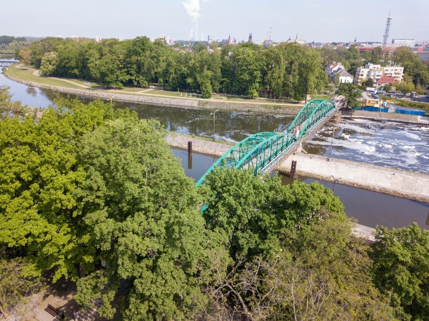 Most im. Ireny Sendlerowej prowadzący z Pasieki na Wyspę...