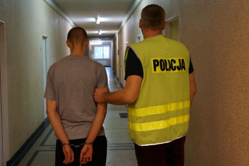 Policja w Siemianowicach: 19-latkowie w posiadaniu blisko...