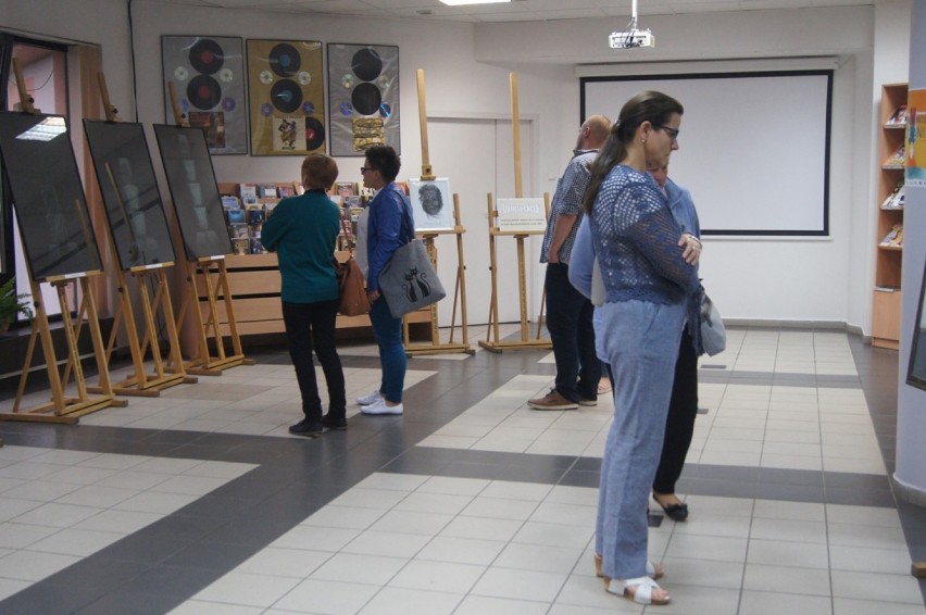 Tydzień Bibliotek Radomsko 2018. Wystawa Agnieszki Półroli [ZDJĘCIA]