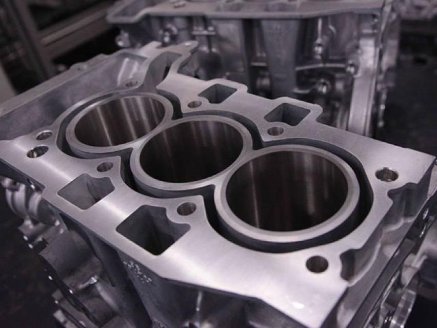 Tychy: W fabryce Opla rozpoczyna się produkcja jednego z najlepszych silników