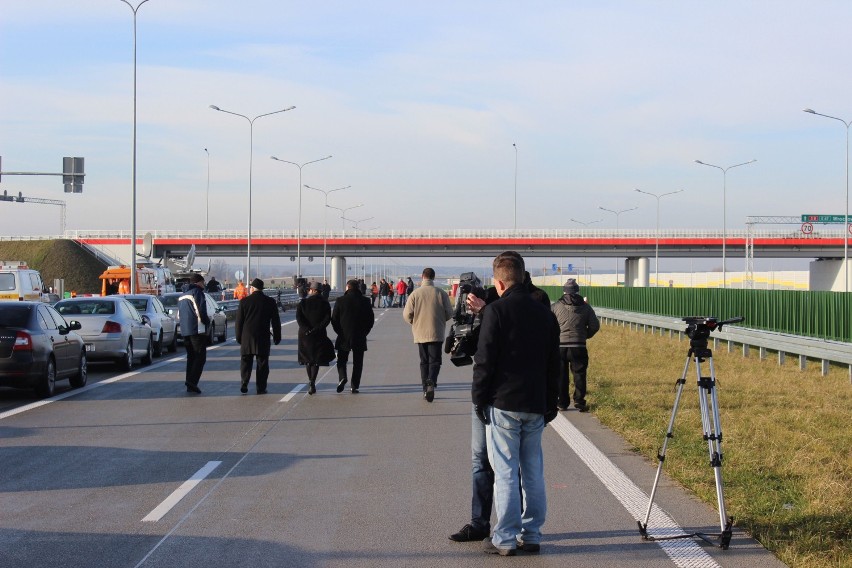 Droga ekspresowa S8 od węzła Wieluń do Sycowa została otwarta dla ruchu ZDJĘCIA