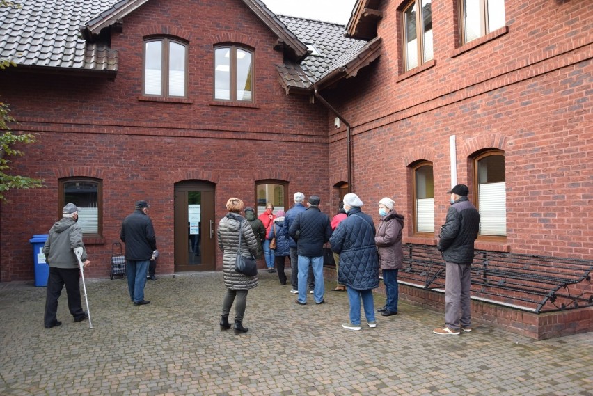 Pruszcz Gdański. Szczepienia profilaktyczne przeciw grypie dla seniorów. Nie dla wszystkich wystarczy szczepionek |ZDJĘCIA