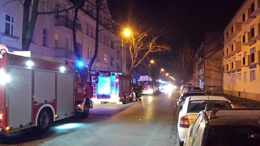 Pożar w Poznaniu: Paliło się w kamienicy przy ul. Łukaszewicza