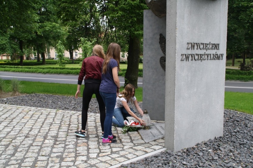 Uczniowie pamiętają o Witoldzie Pileckim