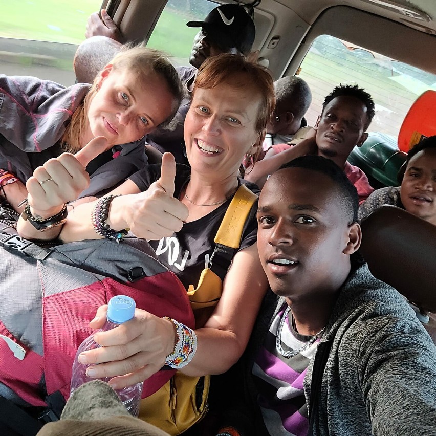 Głęboki wgląd w świat Masajów: Spotkanie z Renatą Madziarą w Stowarzyszeniu Handmanderki [WIDEO]