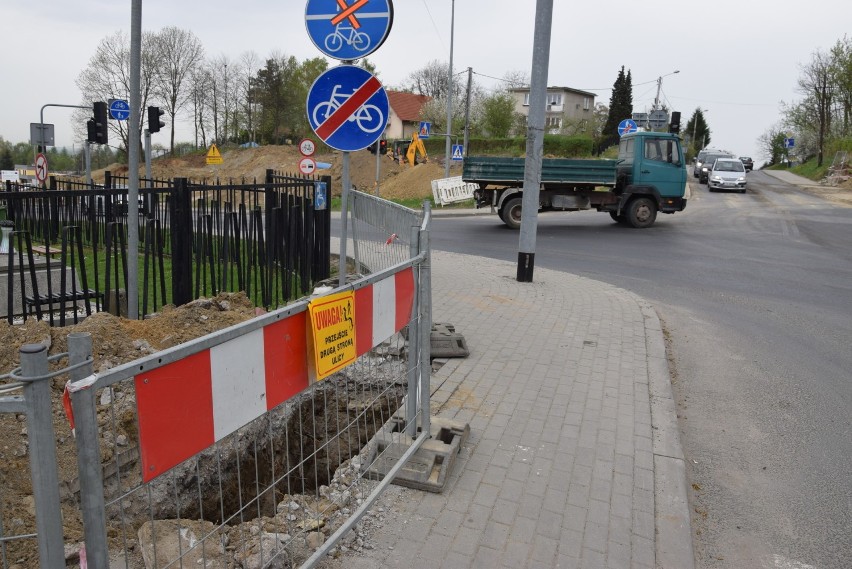 Na Spokojnej powstaje mała, północna obwodnica Tarnowa [ZOBACZ ZDJĘCIA]