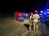 Wypadek na autostradzie A2. Przewrócił się ciągnik siodłowy z naczepą [ZOBACZ]