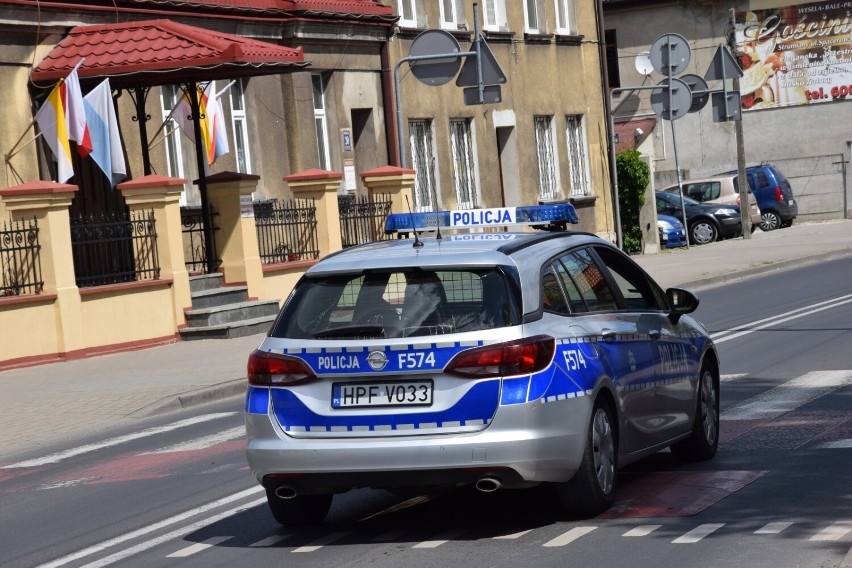 Policja w Zduńskiej Woli upominała pieszych, rowerzystów i kierowców