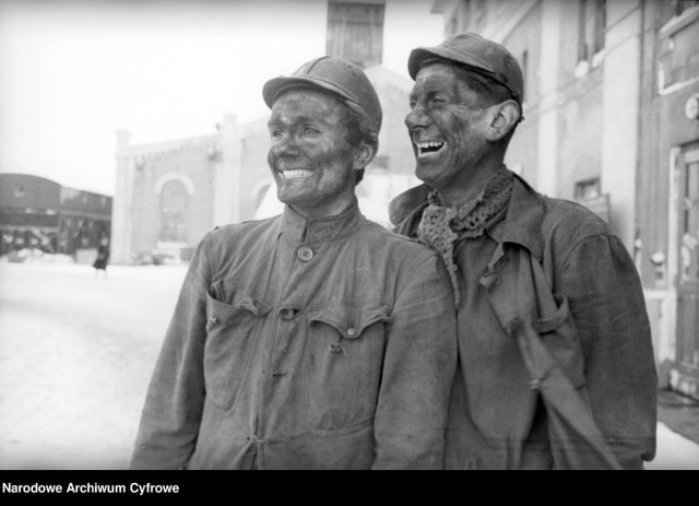 Praca i życie codzienne wałbrzyskich górników w latach 1948-1949. Zdjęcia fotografów Wojskowej Agencji Fotograficznej