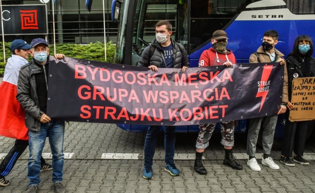 W piątek (30 października) bydgoszczanie wyjeżdżali na ogromną manifestację do Warszawy.