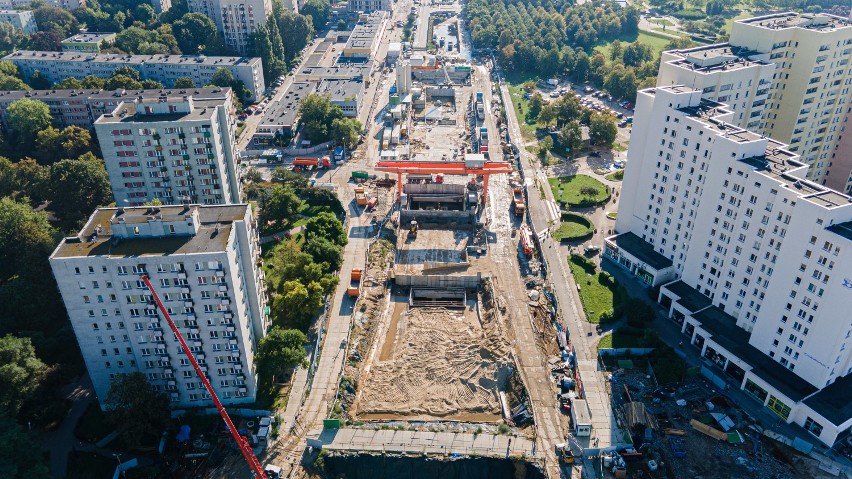 Metro na Bródno. Budowa postępuje. Widać duże postępy. Kiedy zakończenie budowy?