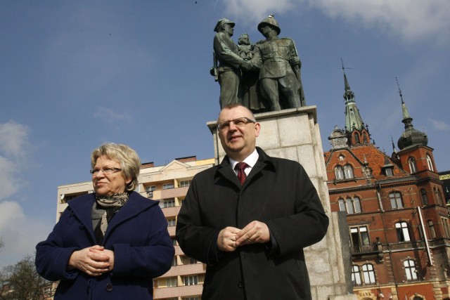 Kazimierz Ujazdowski: Nie ma miejsca dla komunistycznych pomników