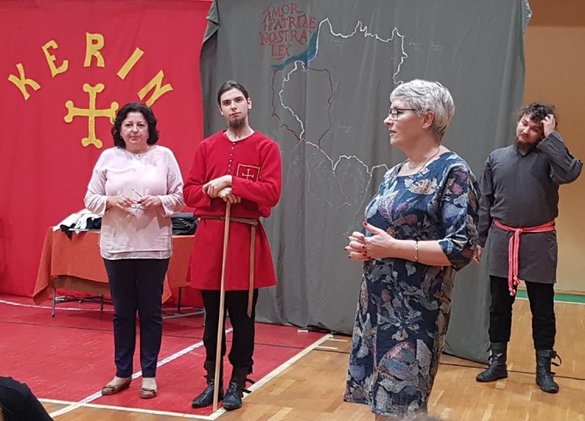 Bractwo Historyczne Kerin pokazało w Zespole Szkół Ponadgimnazjalnych nr 5 w Inowrocławiu żywą lekcję historii 