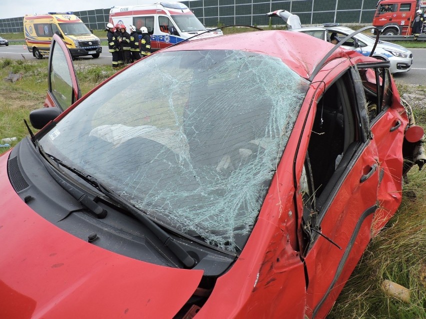 Wypadek na autostradzie A1 koło Włocławka. 74-latek ranny