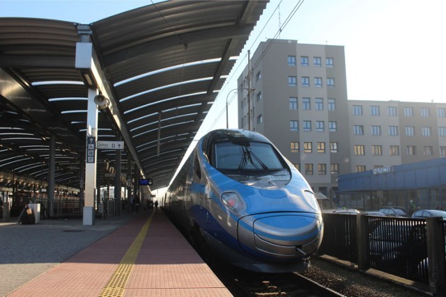 Intercity Warszawa - Radom. Kupił 300 biletów tylko po to, by je oddać