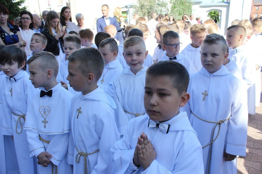 Pierwsza Komunia Święta w kościele pw. NMP Wniebowziętej w Zbąszyniu. Niedziela 13 maja 2018