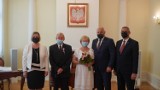 Grodzisk Wielkopolski: Medale dla par za długoletnie pożycie małżeńskie