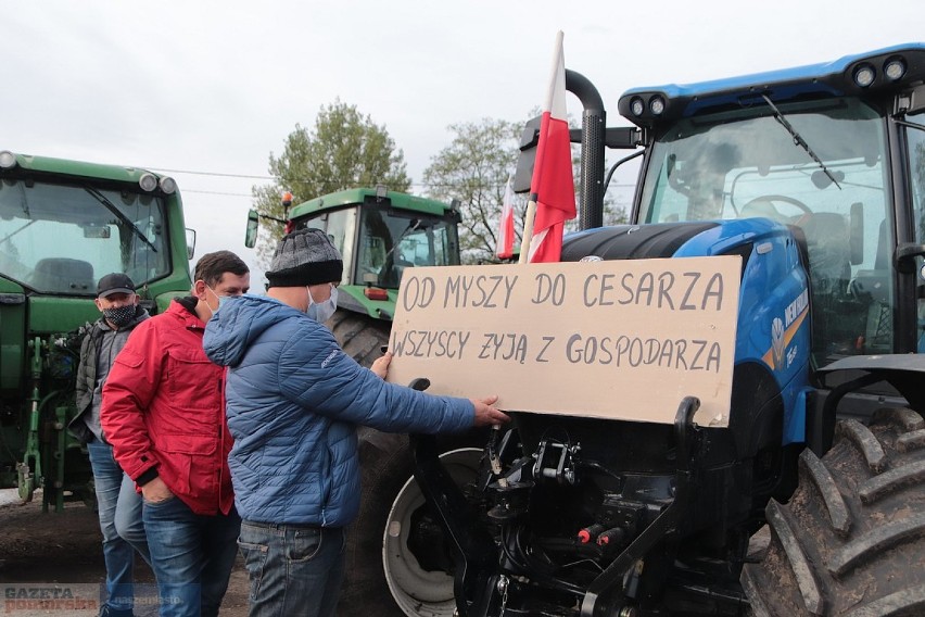 Protest rolników z powiatu radziejowskiego i blokada drogi...