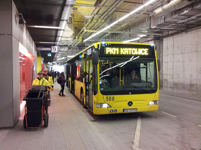 Piotr Uszok zwiedził nowy dworzec autobusowy w Katowicach. Co powiedział?