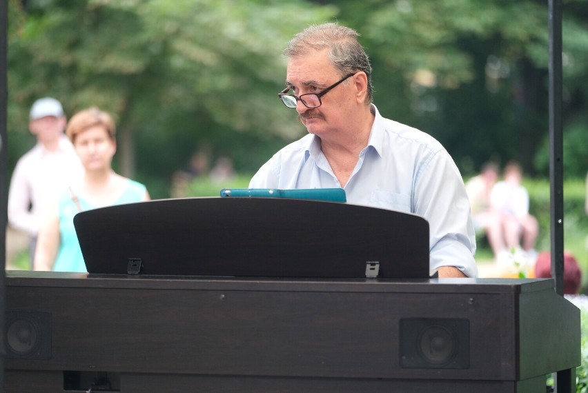 Wojciech Kamiński, muzyk, pianista, organista, kompozytor i...