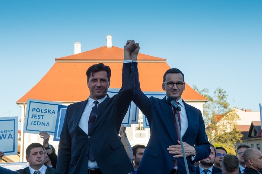 Wybory samorządowe 2018. Premier Mateusz Morawiecki w Bochni poparł kandydata na burmistrza Krzysztofa Kokoszkę [ZDJĘCIA]