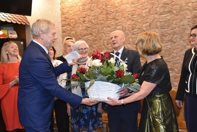 Dr Leopold Góral skończył 90 lat. Przyjaciele ze szpitala przygotowali dla jubilata uroczyste przyjęcie
