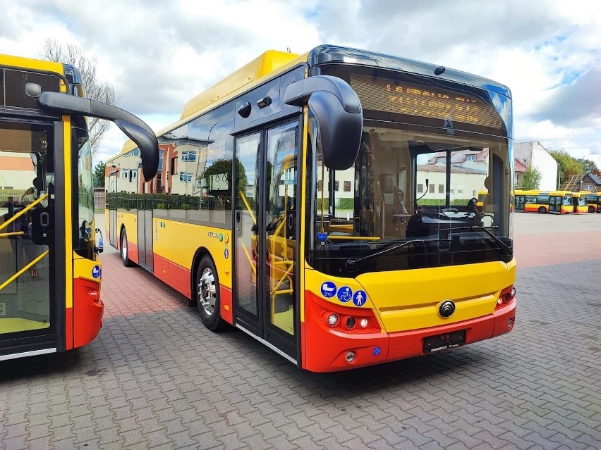 Łomża ma sześć nowych autobusów elektrycznych. Bo transport ma być ekologiczny