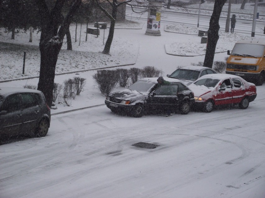 Głogów: Pogorszenie warunków na drogach