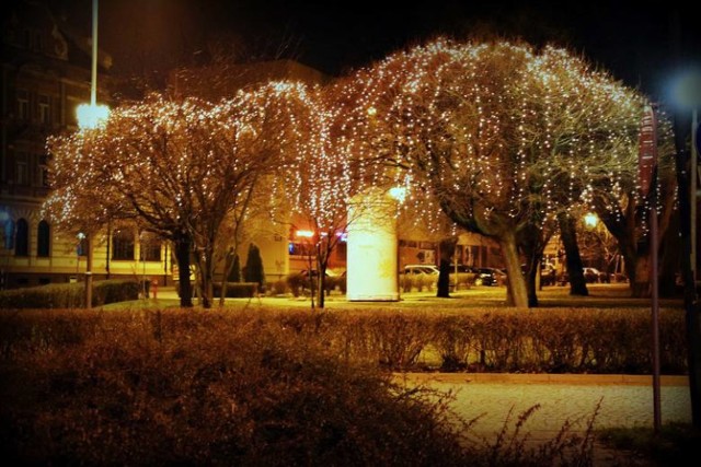 Świąteczne iluminacje w Żarach, Żaganiu i innych miastach