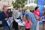 Politycy PiS w Rybniku rozpoczęli śląską zbiórkę podpisów pod projektem zamrażającym ceny energii. "Nie dla drożyny" - mówiła europoseł Kloc
