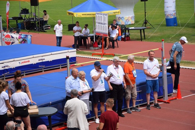 Młodzi sportowcy mieli okazję spróbowania swoich sił w kilku konkurencjach, pod okiem znanych postaci sportu.