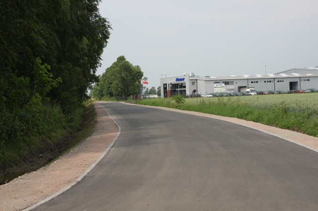 Nowa droga gminna w Mokrym Dworze