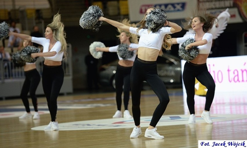 Cheerleaderki na meczu AZS Koszalin - Stelmet Zielona Góra.