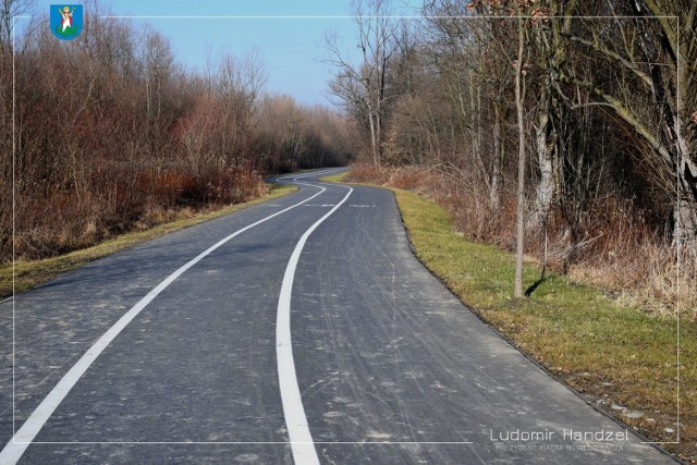 Ścieżka dla rowerzystów i pieszych nad rzeką Kamienicą została oddana do użytku w sierpniu 2019 roku