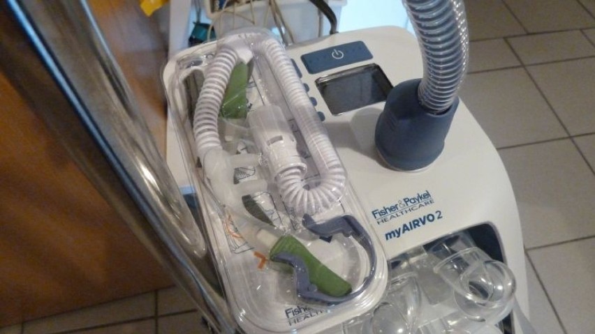 Nowy sprzęt dla pacjentów zarażonych koronawirusem trafił do szpitala w Wągrowcu 