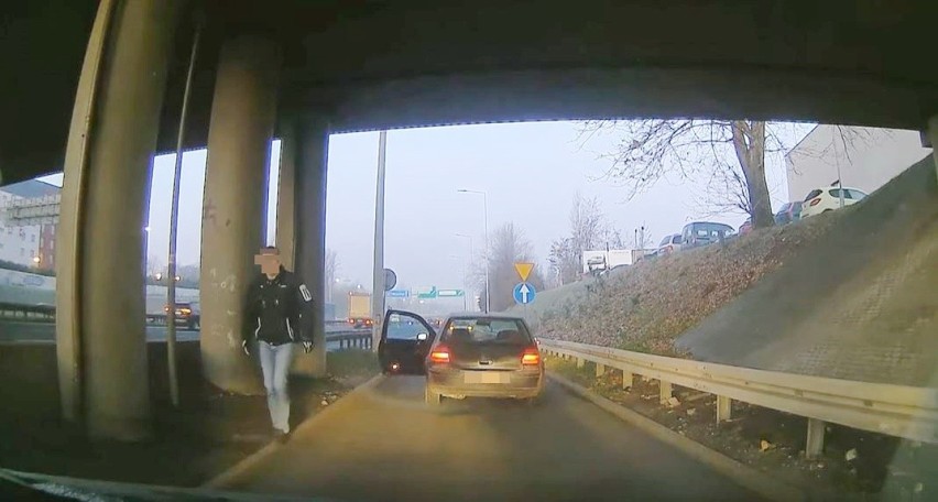 Kierowcy jadą pod prąd na autostradzie A4, gdy chcą wjechać...