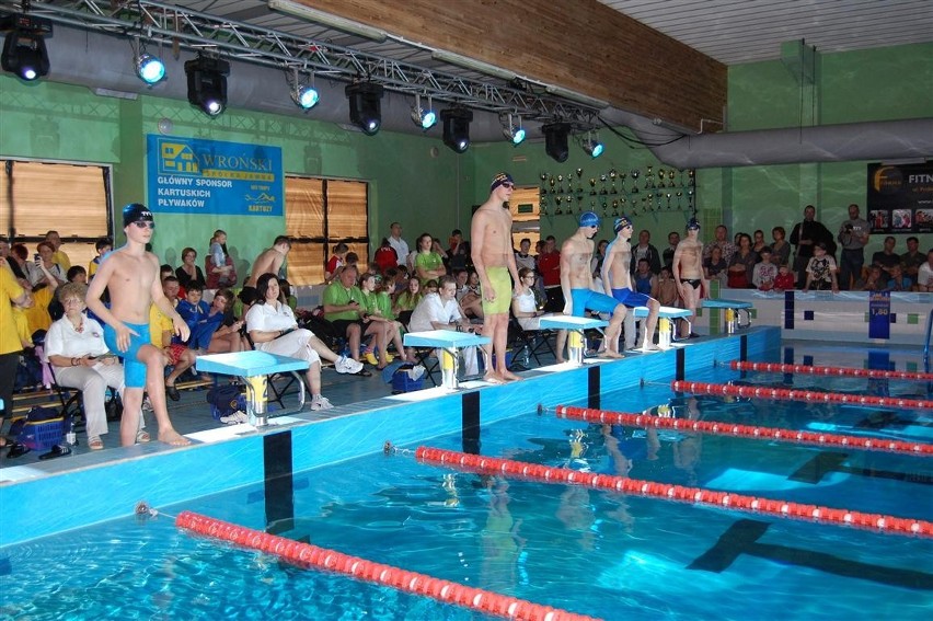 Kartuzy. VI Ogólnopolskie Zawody Pływackie Swim Kaszuby pod patronatem burmistrza Kartuz