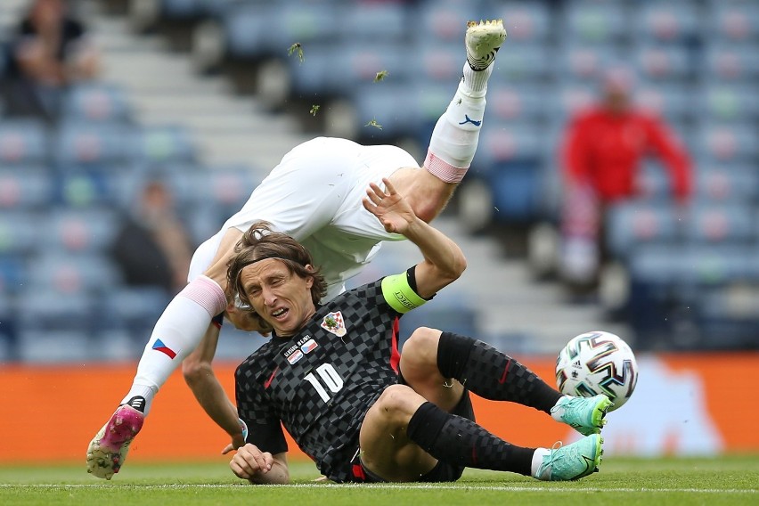 Euro 2020. Krwawiący Patrick Schick trafił Chorwację, ale ta odpowiedziała Czechom. Piłkarze Legii zostali na ławce 