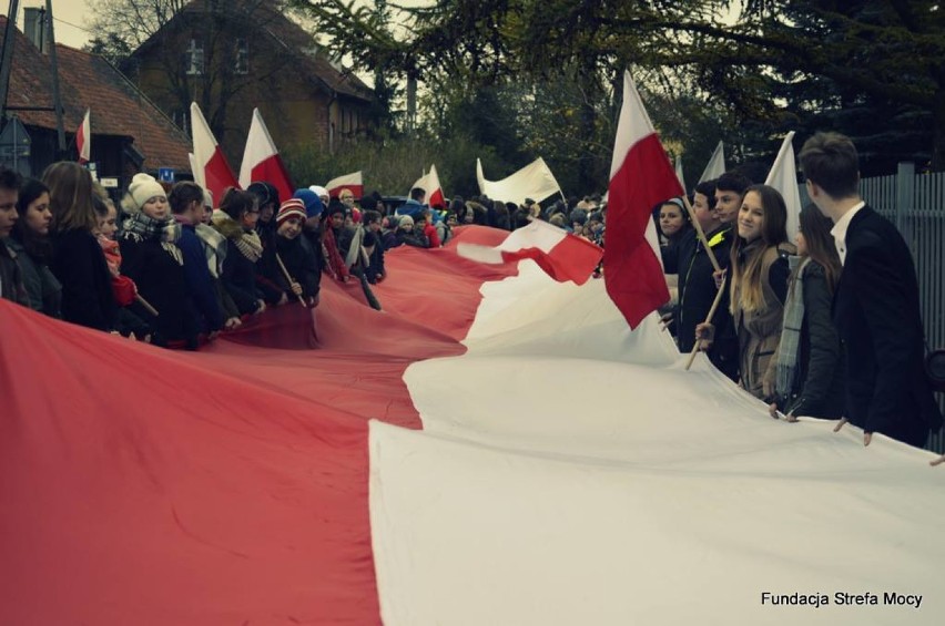 Sztutowo. Kilkudziesięciu młodych mieszkańców gminy Sztutowo...