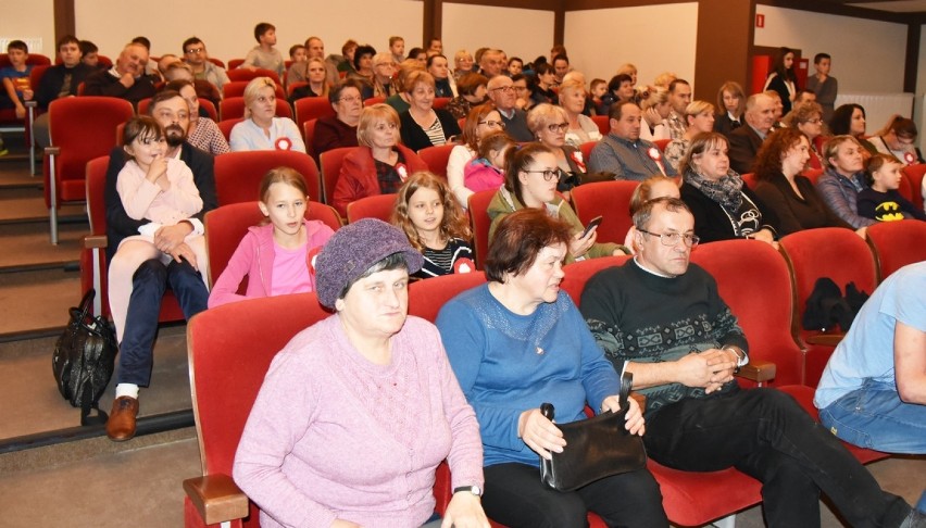 Janów Lubelski.  Koncert patriotyczny „Piękna nasza Polska cała, w tym również nasza Biała” (ZDJĘCIA)