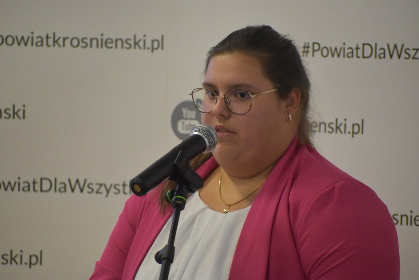 Kamila Kulus wypowiadała się podczas debaty na sesji powiatu...