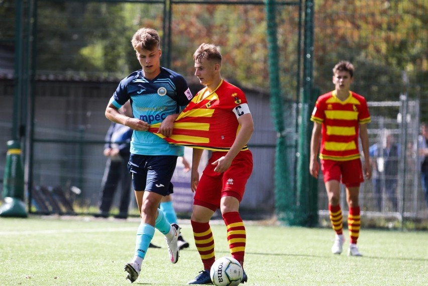 Centralna Liga Juniorów U-18. Wysoka porażka Hutnika Kraków na własnym boisku z Jagiellonią Białystok [ZDJĘCIA]