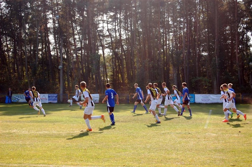 Mecz Amator Kiełpino - GKS Sierakowice 3:4